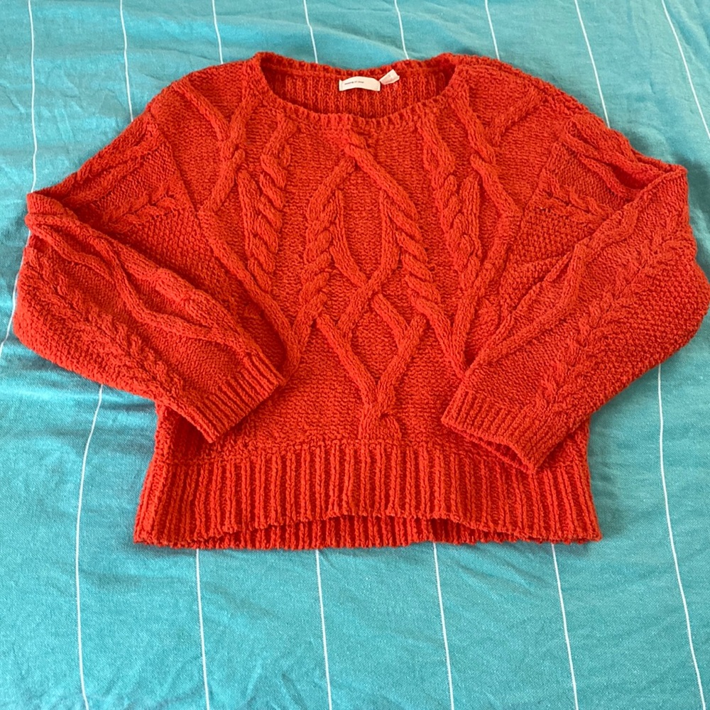 Anthropologie (like new) cable knit sweater. Size M